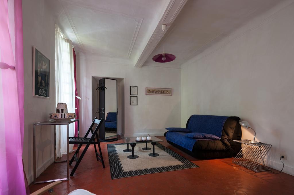 L'Enclos Lorgues Habitación foto